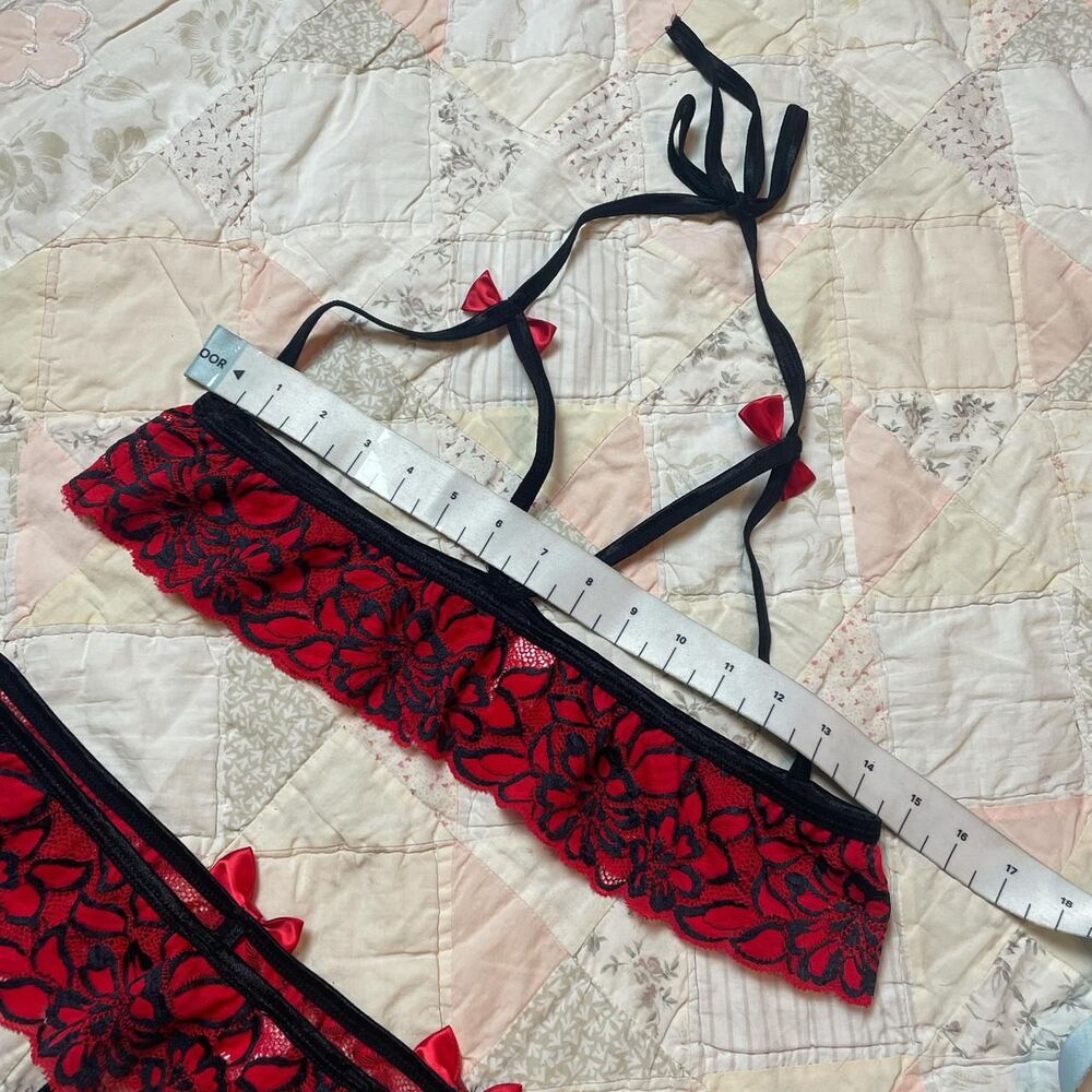 elegant moments vintage 90s red and black lingerie set bows floral size xl